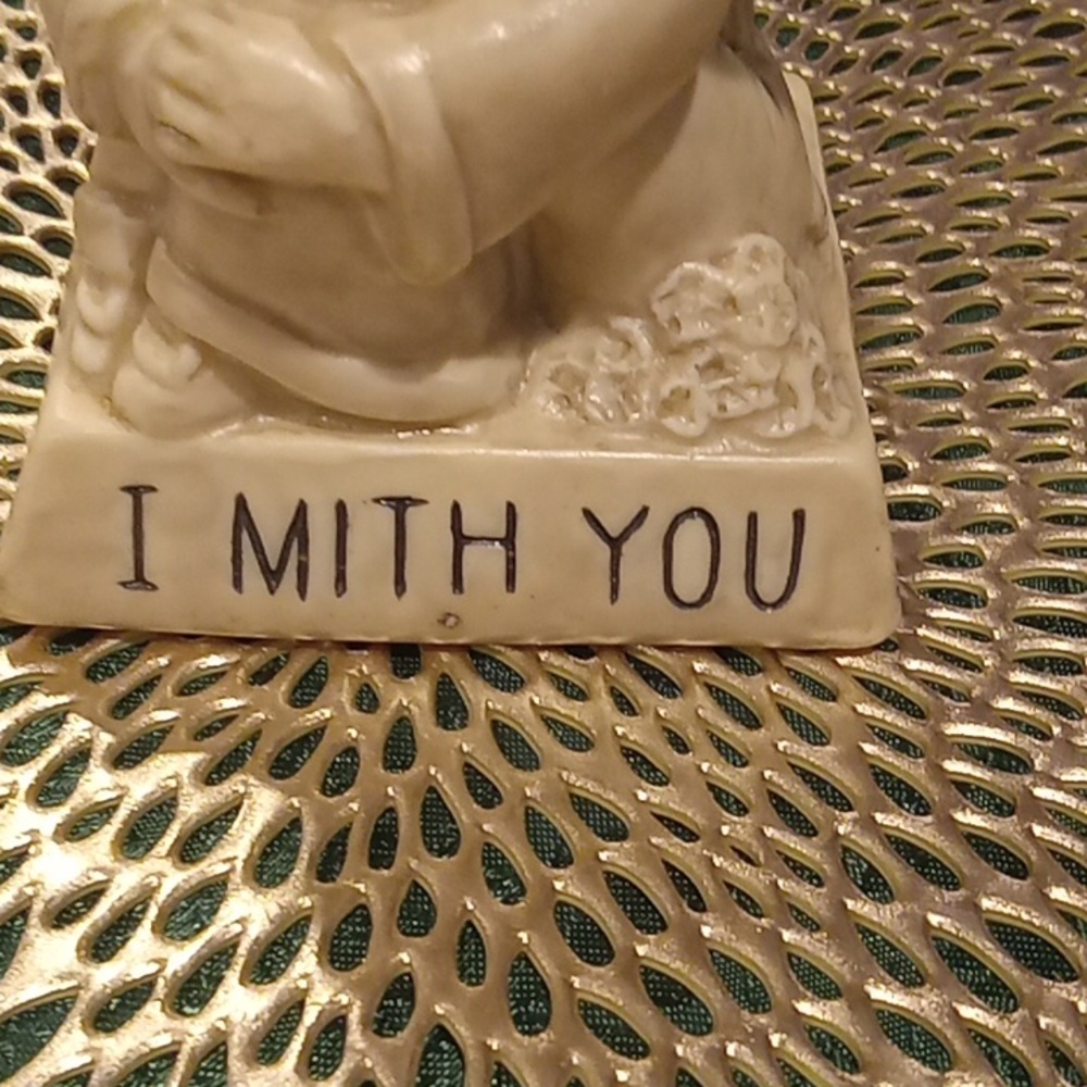 Cute Cream Ceramic Figurine - Picture 2 of 5